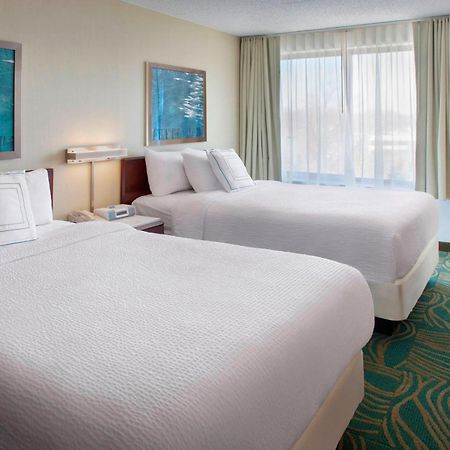 Springhill Suites By Marriott Philadelphia Уилоу Гроув Екстериор снимка