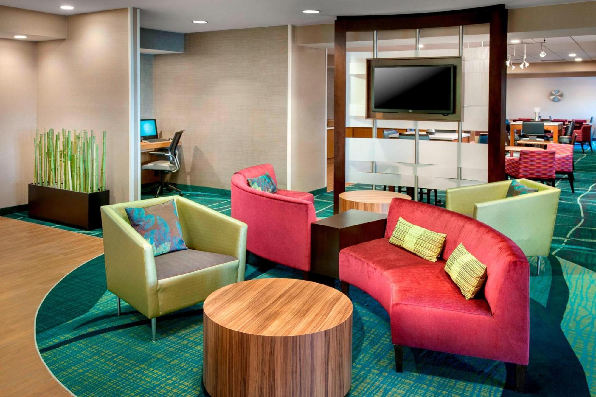 Springhill Suites By Marriott Philadelphia Уилоу Гроув Екстериор снимка