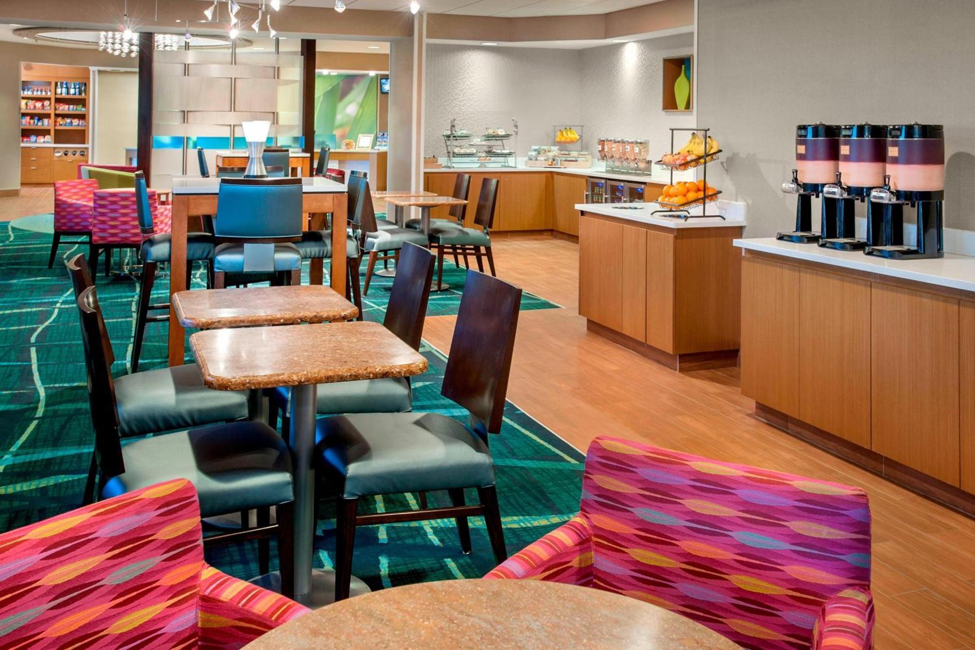 Springhill Suites By Marriott Philadelphia Уилоу Гроув Екстериор снимка