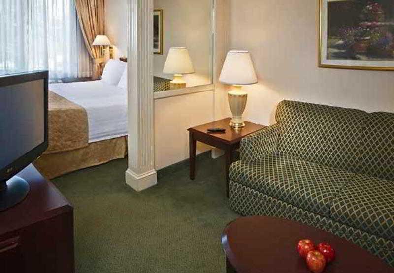 Springhill Suites By Marriott Philadelphia Уилоу Гроув Стая снимка